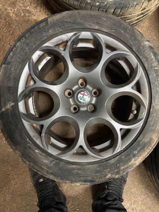 llantas alfa romeo