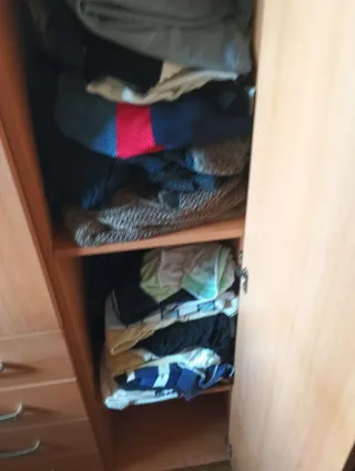 Armario 210,180,50.de madera buena-300€