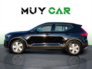 Volvo XC40 T2 Momentum Core 95 kW (129 CV)