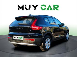 Volvo XC40 T2 Momentum Core 95 kW (129 CV)