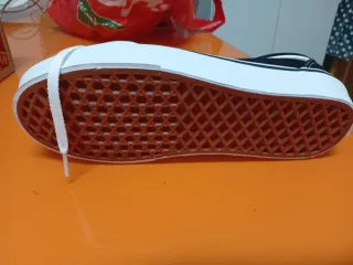 Vans Old Skool Negro/Blanco Talla 38.5