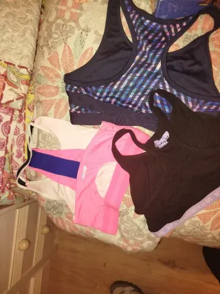 3 Tops  talla 9/10 años