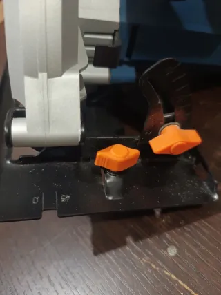 Sega circolare Dexter