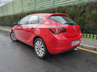 Opel Astra 2010