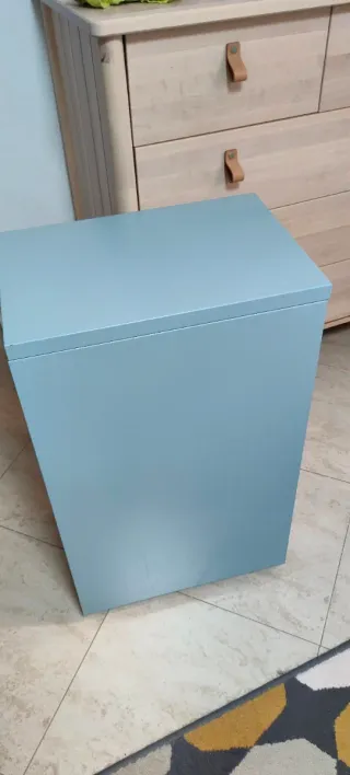Cajonera metálica Ikea azul gris y blanca