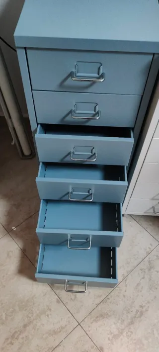 Cajonera metálica Ikea azul gris y blanca
