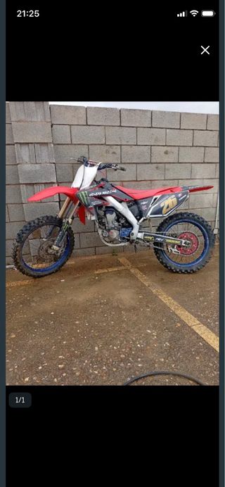 Honda crf 250 2007 se cambia por moto 2 tiempo