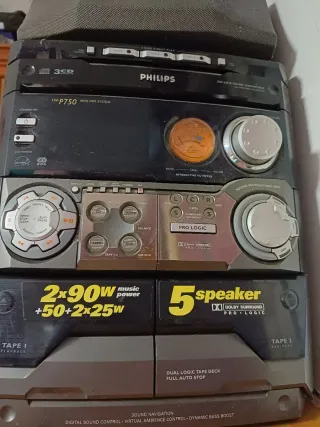 Equipo de Sonido Philips FW-P750