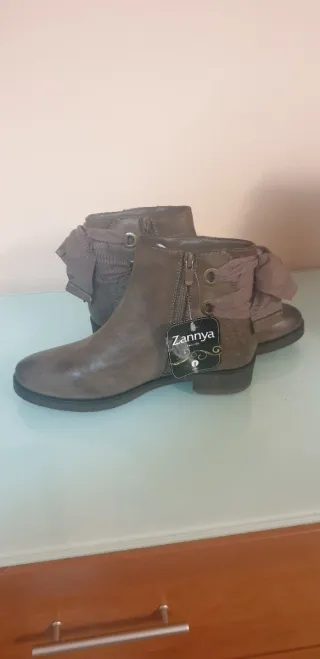 Botas mujer talla 39 del zannya