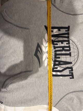 Lote tres sudaderas con capucha lonsdale everlast