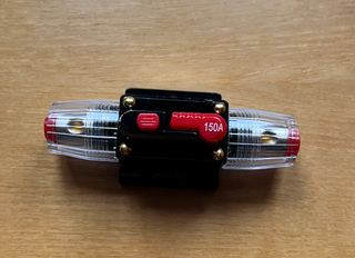 Disyuntor de 150A con reinicio Manual