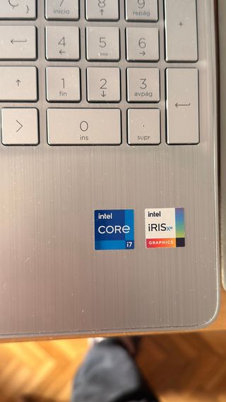 Portatil HP i7 10 generacion nuevo