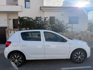 Dacia Sandero 2014
