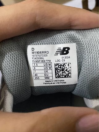 New Balance 530 Talla 40 Gris Blanco