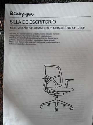 Silla de escritorio giratoria con ruedas.