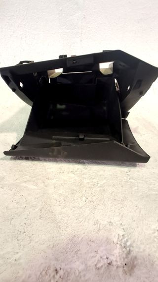 GUANTERA FORD KUGA (CBS) (4)