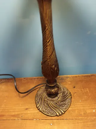Lámpara de mesa / escritorio en Tiffany