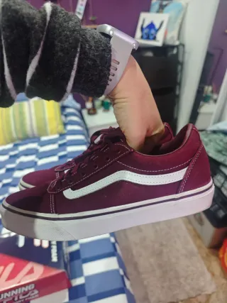 Zapatillas Vans Old Skool granates