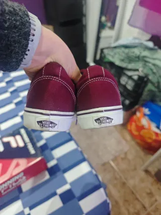 Zapatillas Vans Old Skool granates