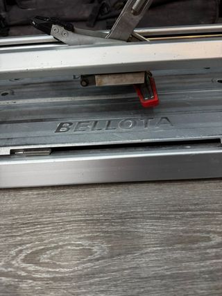 Cortadora Azulejos Bellota Tech 125