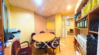 Local comercial en venta en Navas en Barcelona