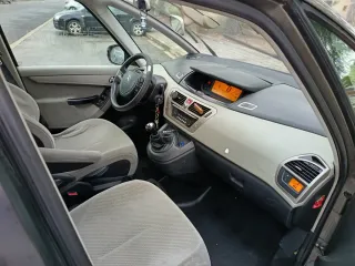 Citroen Grand C4 Picasso 2009