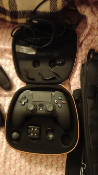 Controller e accessori ps4 PlayStation