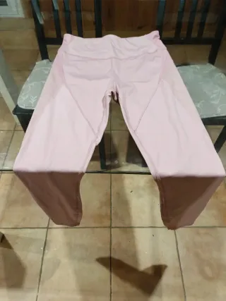 Pantalones deportivos rosas