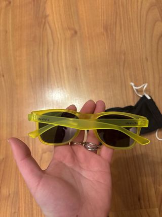 Gafas de sol (Idealista)