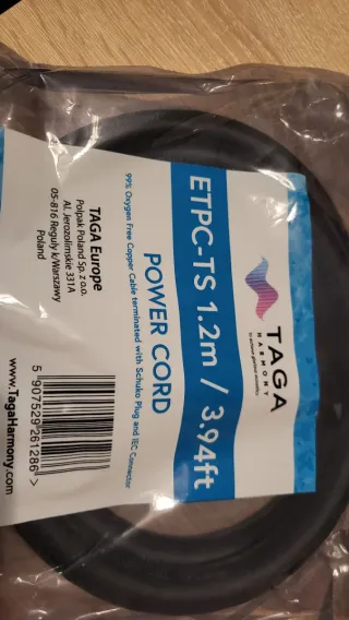 Filtro de Alimentacion y cable Taga Harmony