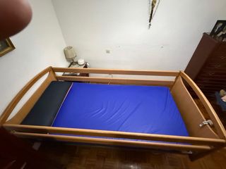 Cama articulada NUEVA con colchón y almohada