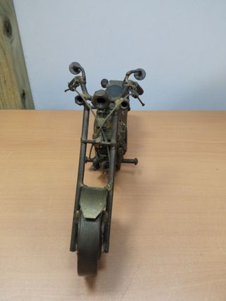 Escultura moto artesanal metal