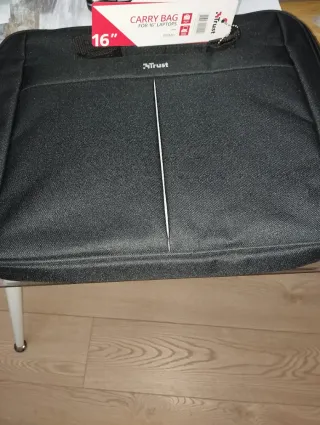 Bolsa portátil Trust para 16"