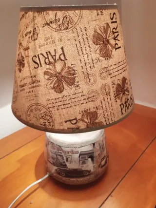 Lámpara de mesa decorativa estilo París