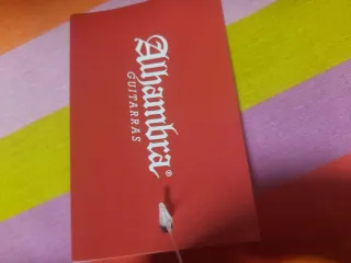 Guitarra española Alhambra