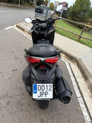 Yamaha XMAX 400