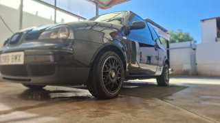SEAT Arosa 2002