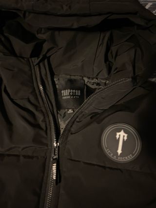 Abrigo Trapstar Negro