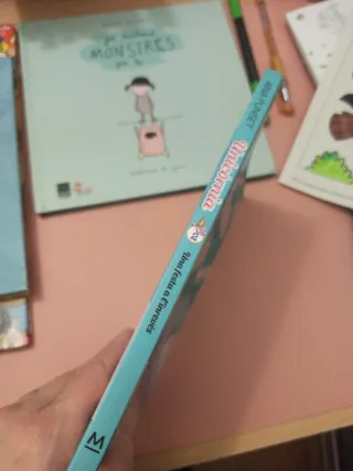 Libro colección unicornia