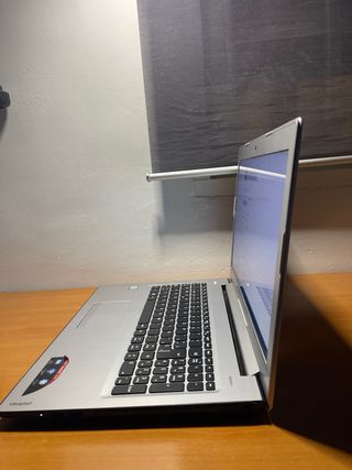 Portátil Lenovo IdeaPad 310