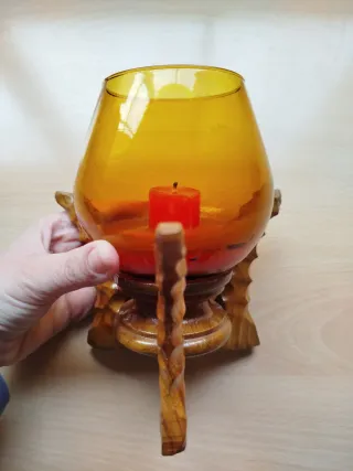 Candelabro de cristal y madera vintage