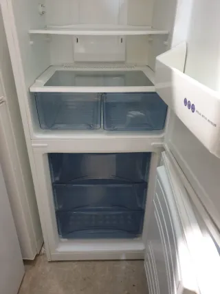 Nevera combi 1.85m x 60cm