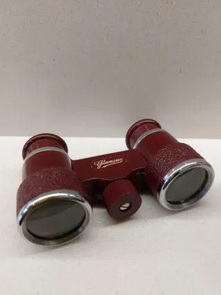 Prismáticos antiguos de teatro u ópera