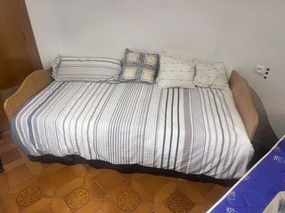 Cama articulada electrica menos de un año de uso