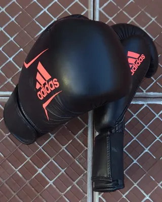 Guantes Boxeo Adidas Speed50 12oz Negros y Rosas