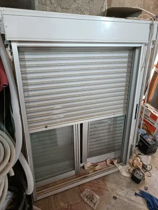 Pozoblanco, Cordoba) Ventanas de aluminio