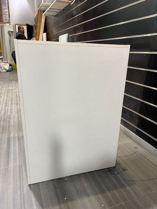 Mostrador farmacia,tienda o recepción.Buen estado