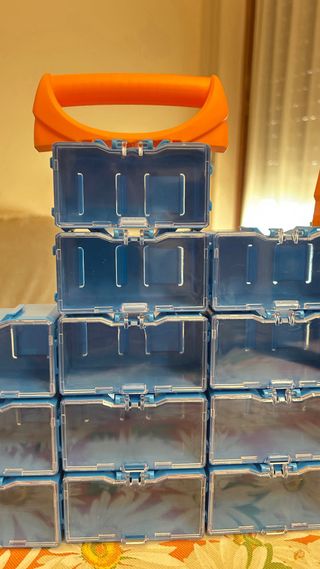 Case storage hot weels