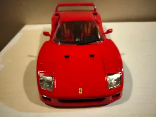 Bburago Ferrari F40 1987 1/24