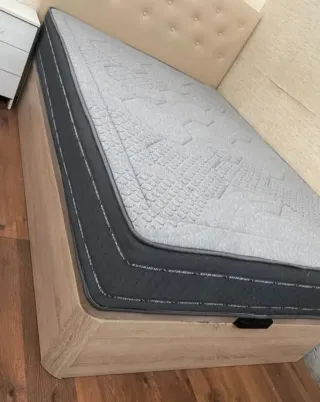 Canapé abatible y colchón